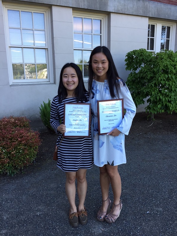 2017 Scholars: Rainier Beach School Senior Emily Au and Mercer Island High School Senior Christine Lee